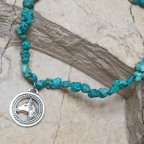 Jewelry - Turquoise necklaces with horse head pendant South Western